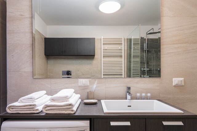 イージーホームズ - スピガ スイート