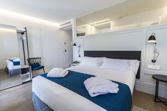 ホテル サンスベイ