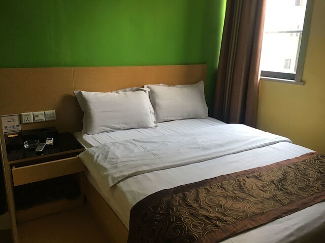 ビクトリー ホテル (天津胜利宾馆)