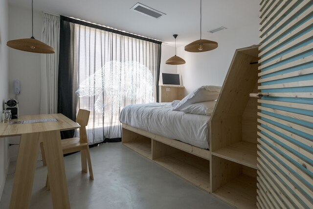 ラ レーヌ ジェーン