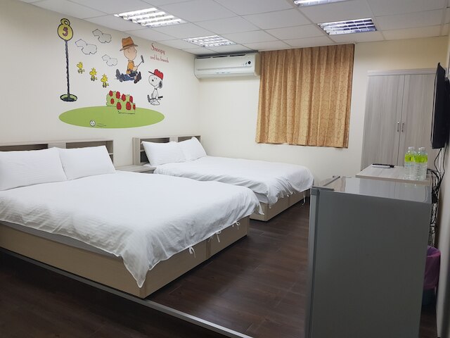 フェンジア ライン スタック (逢甲行棧)