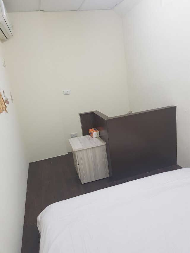 フェンジア ライン スタック (逢甲行棧)