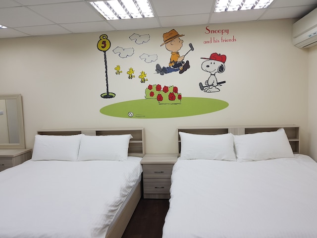 フェンジア ライン スタック (逢甲行棧)