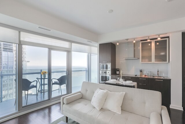 ノエル スイーツ - ヨーク アンド ブレムナー