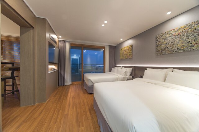 ディグニティ ホテル