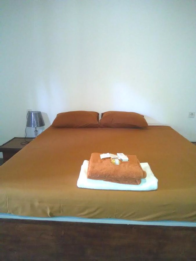 ポンドック インダ バンガロー ビンギン