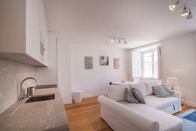 アルファマ プレミアム バイ ホーミング