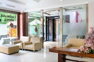 ランドマーク ホテル