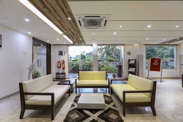 ホテル アシュレイ イン エクスプレス