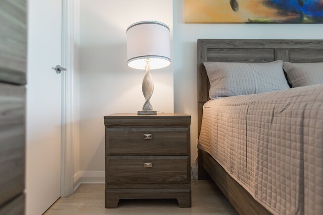 クイックステイ - シック イン ヨークビル (ヤング & ブロアー)