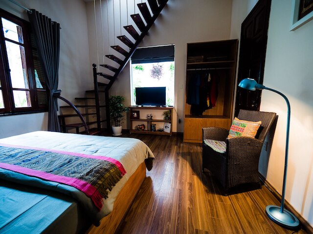 ハノイ バルコニー ホームスティ