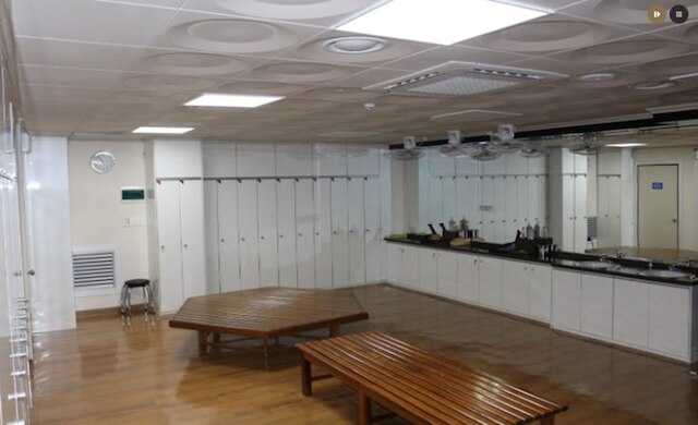 スアンボ サンロク ツーリスト ホテル