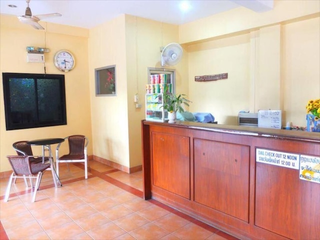 ウティド コート