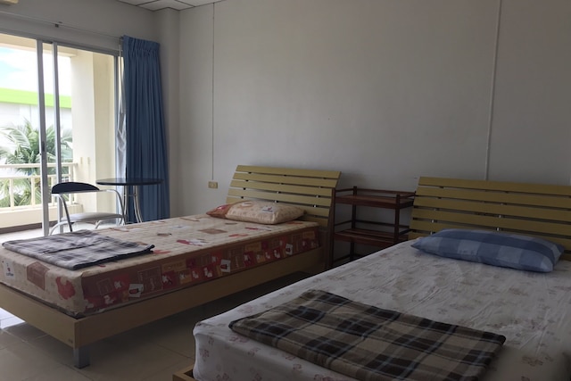 イブ プレイス パタヤ