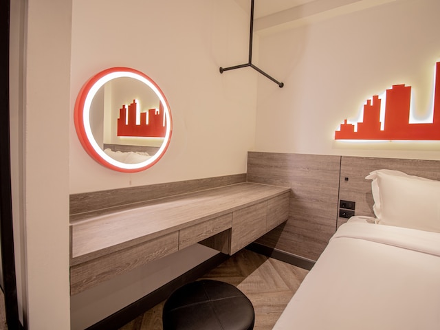 フォーチュン D ホテル ピッサヌローク