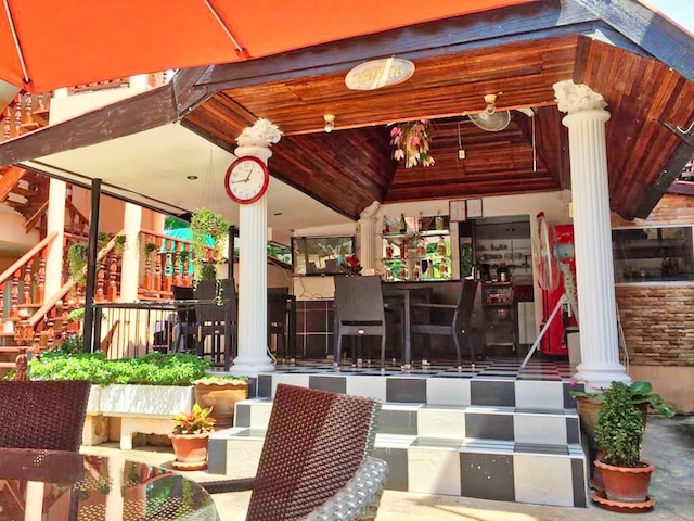 プラタムナック イン