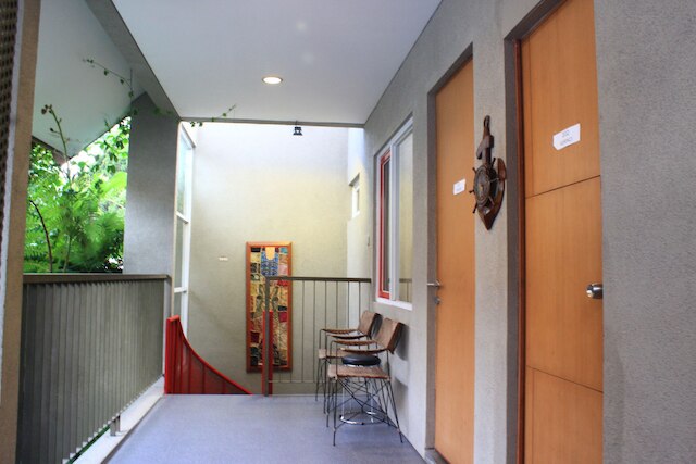 ブトン バックパッカー ロッジ - ホステル