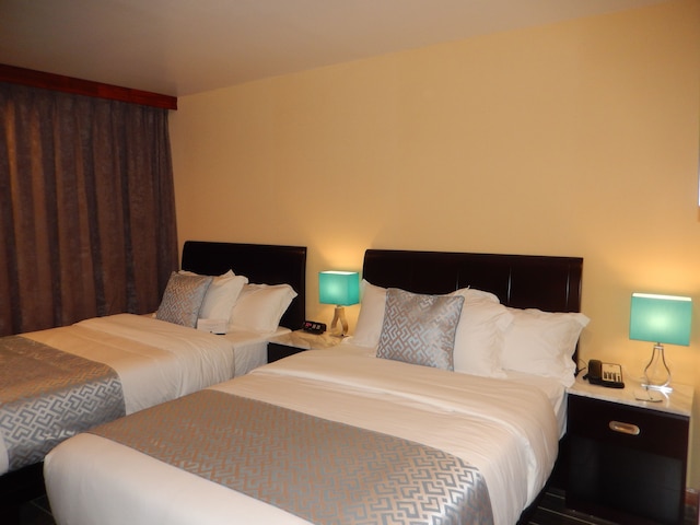 クオリティ イン ニア サンセット パーク