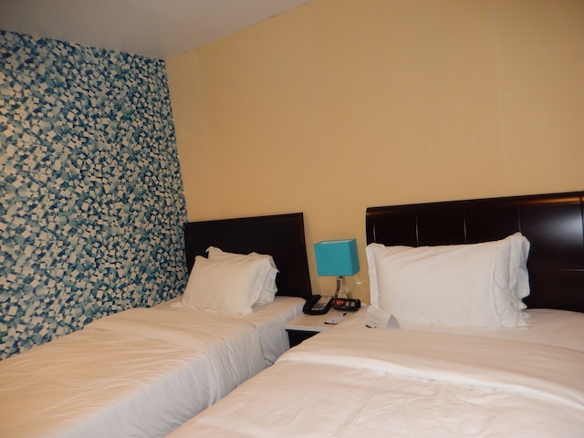 クオリティ イン ニア サンセット パーク