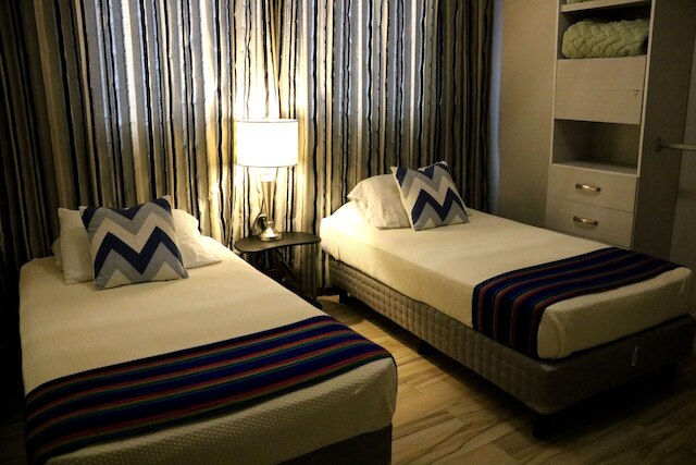 シュンヤ アパートメント