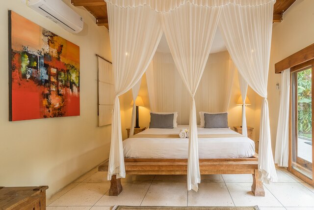 ウマ マヤ ヴィラ セミニャック