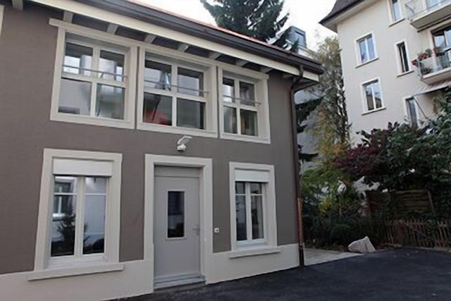 スイス スター エリコン ロッジ