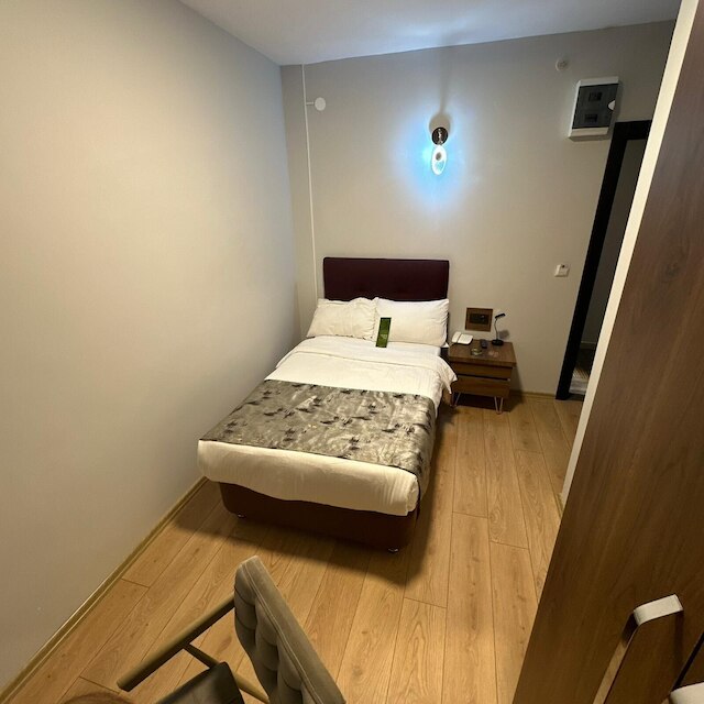 ニフ アンカラ ホテル