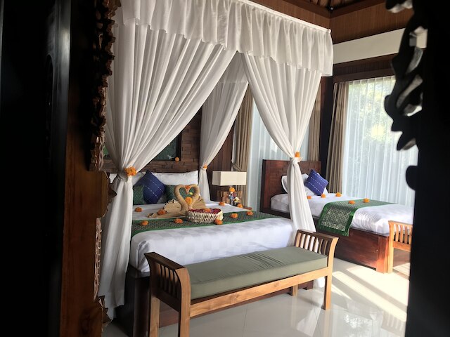 ウブド パラダイス ヴィラ