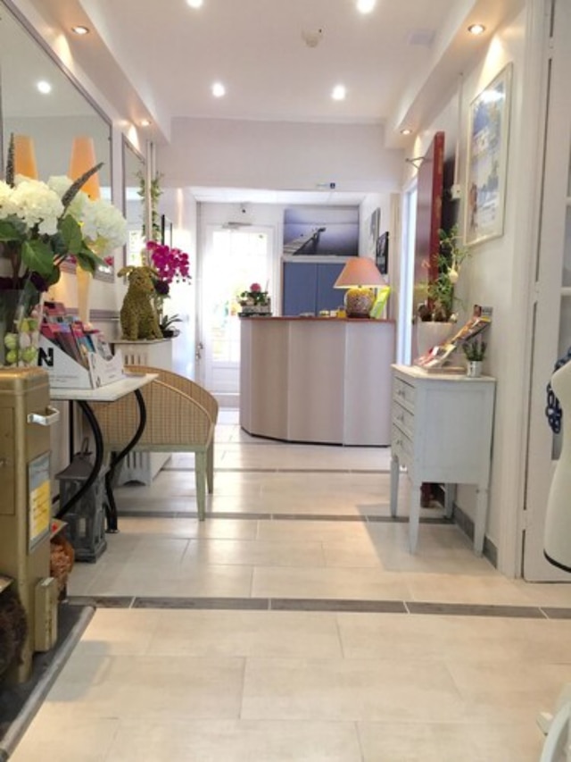 オテル デ ダメ