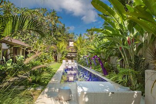 アー ヴィラ - ウブド