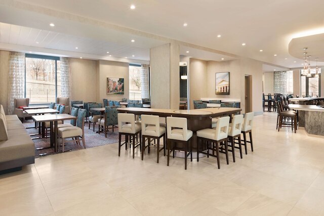 ホームウッド スイーツ バイ ヒルトン アーリントン ロスリン キー ブリッジ