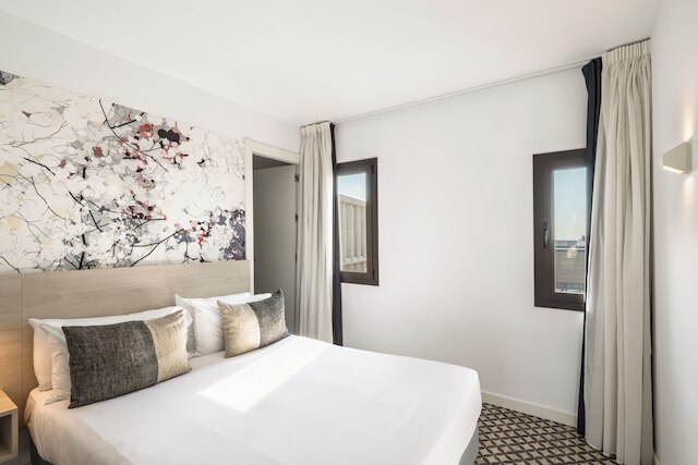 アスパシオス ポブレノウ アパートメンツ