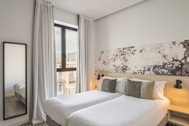 アスパシオス ポブレノウ アパートメンツ