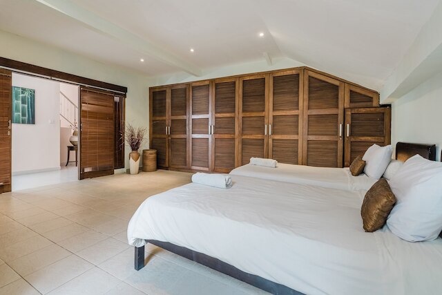 ヴィラ ビスタ 1-4ベッドルーム プライベート プール