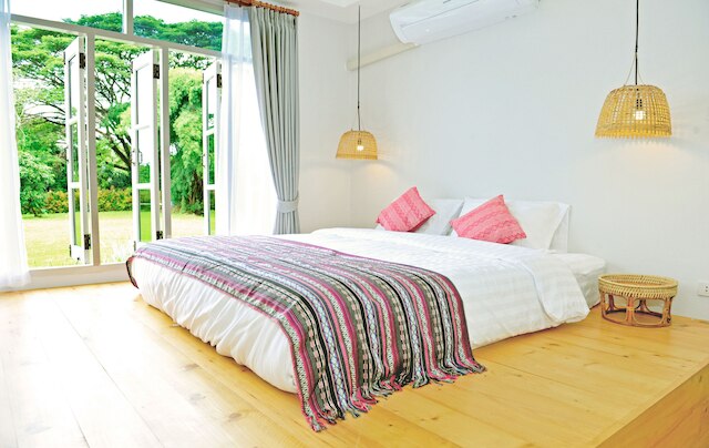 ステイクション