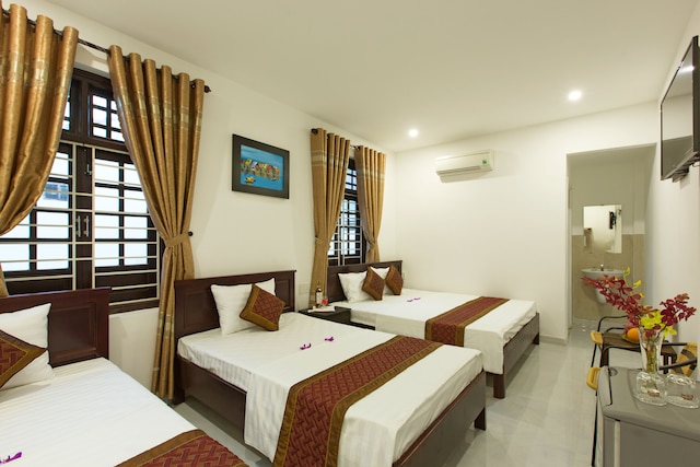 ホームステイ ゴールデン ビー