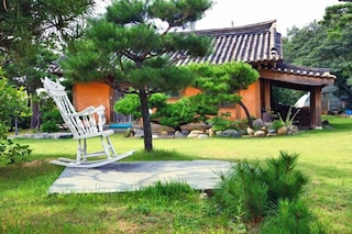 カンファド マニサン ヒーリング ペンション