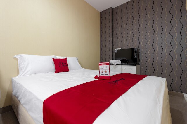 レッドドアーズ プラス アット チペテ ダマイ