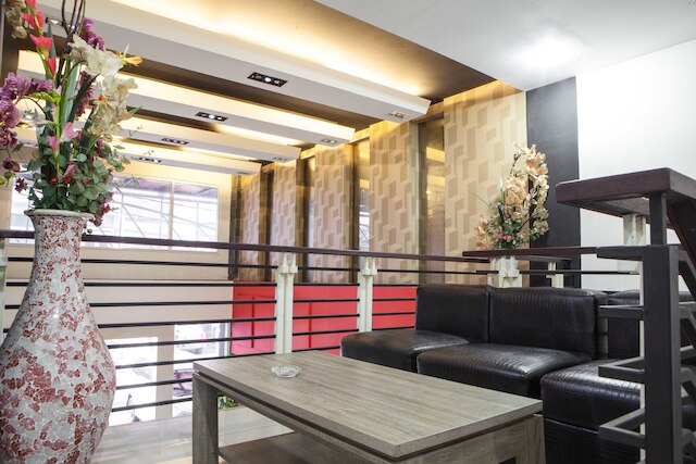 レッドドアーズ ニア グドゥン サテ 2