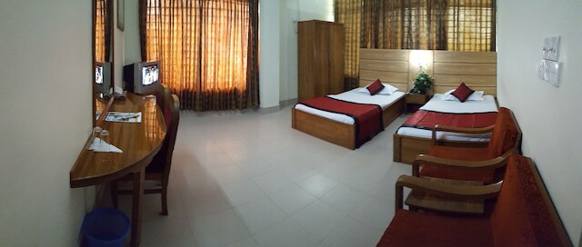 ホテル シュープリーム