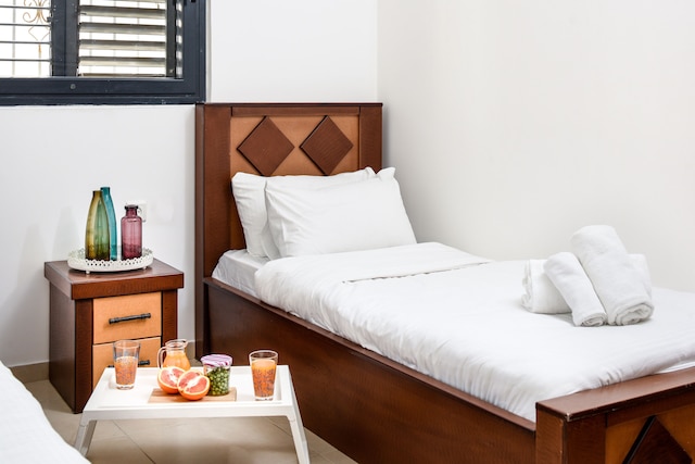 シー N レント - 7 バー コチャバ テル アビブ