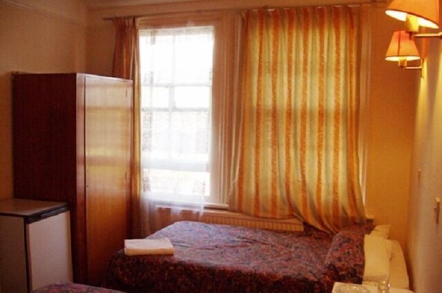 チスウィック コート