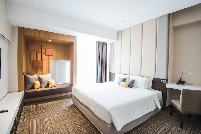 トゥー スリー ホームリー ホテル