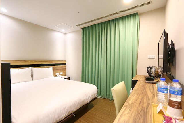 トップ L ホテル (鼎立商務旅館)