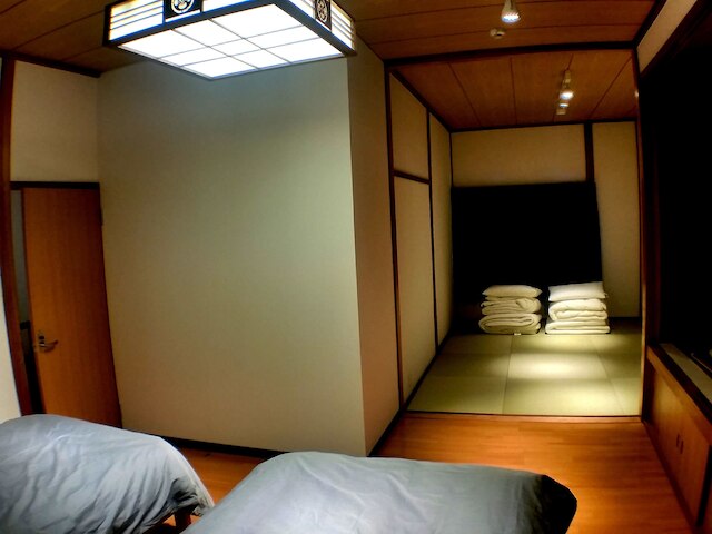 ツドウステイ　ヒコソ