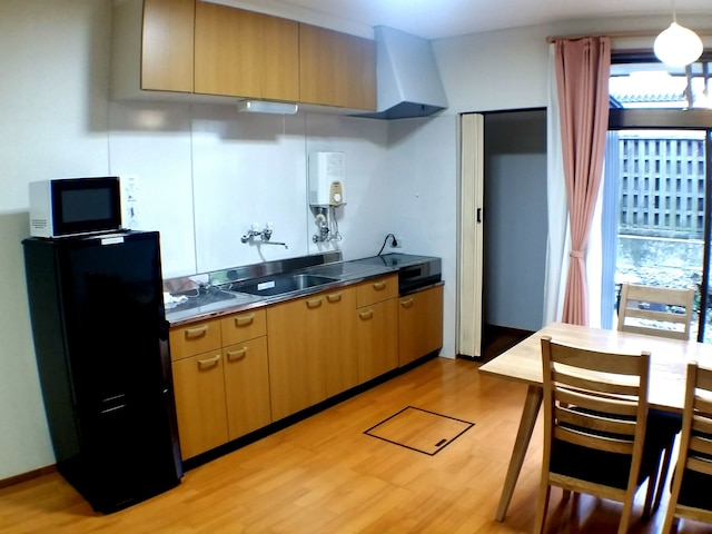 ツドウステイ　ヒコソ