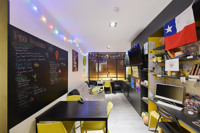 フリー ホステルズ バルセロナ