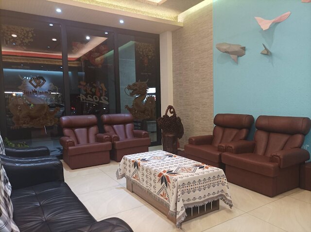 クリスタル ホテル