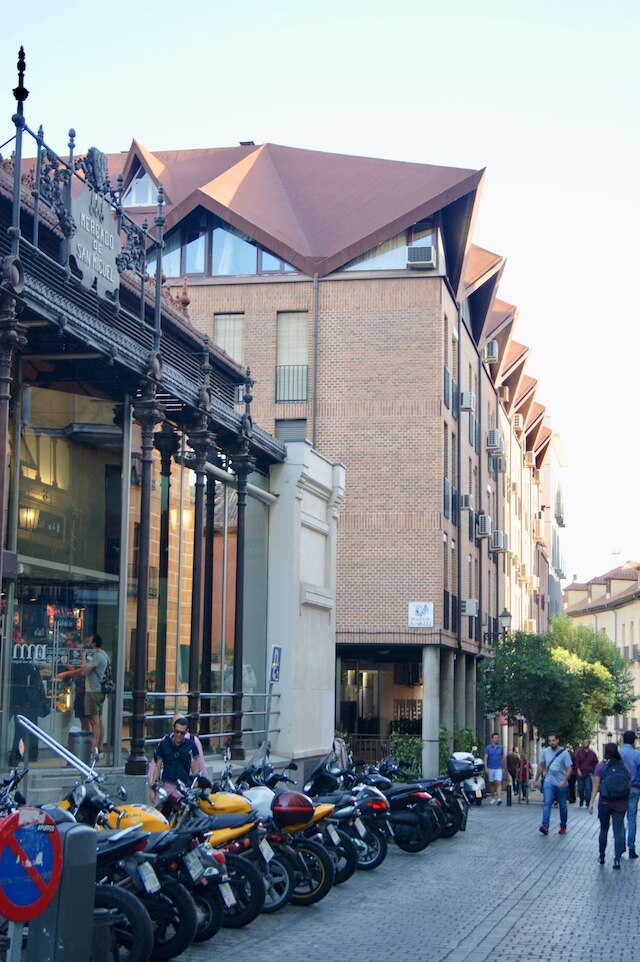 オー マドリード メイヤー スクエア