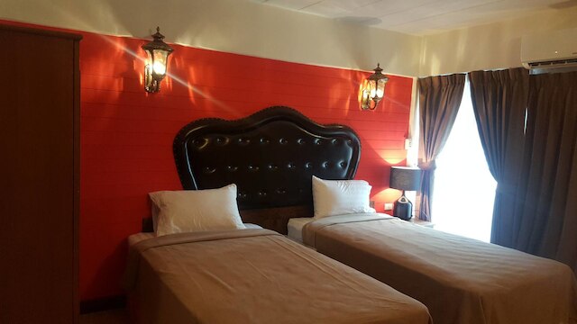 スディヨッド アパートメント